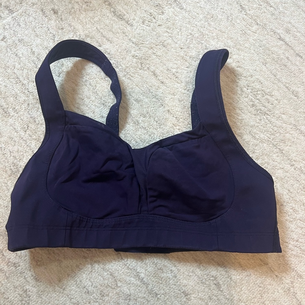 Lululemon Women's Navy Blue Sports Bra